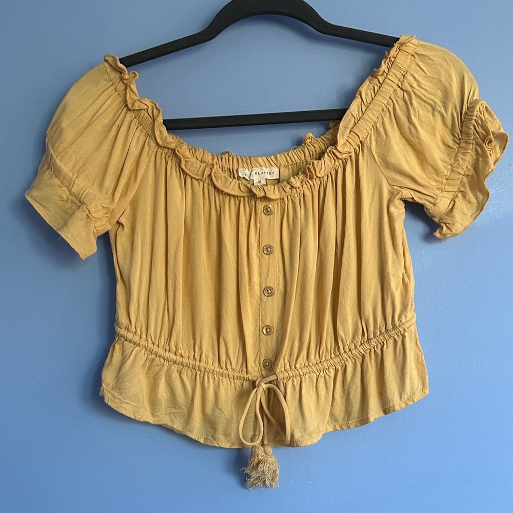 Women’s Cropped Scoop Neck Top in Yellow
